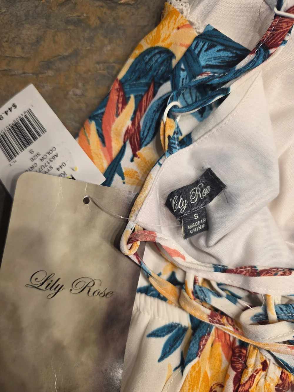 Lily Rose White Floral Lace-Up Back Maxi Dress - Picture 6 of 6